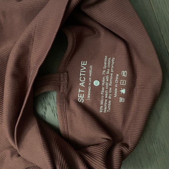 Set Active Sculptflex sports bra and leggings workout set - Picture 5 of 5